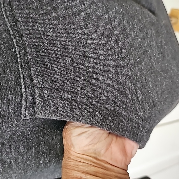 NYC‎ gray hoodie size medium.  Made in the USA by knight. Good used condition. - Picture 5 of 10